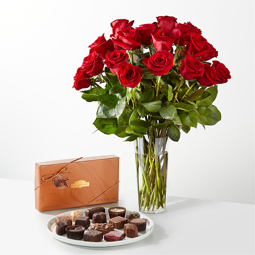 Romantic Long Stem Red Rose Bouquet Bundles – KAY'S FLORAL AFFAIR, Monett MO