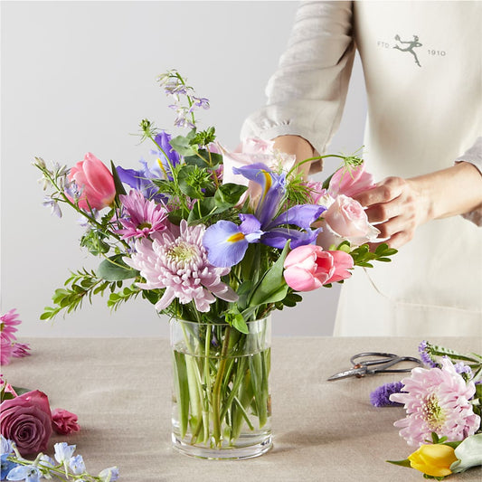 Pastel Tradition - A Florist Original – KAY'S FLORAL AFFAIR, Monett MO