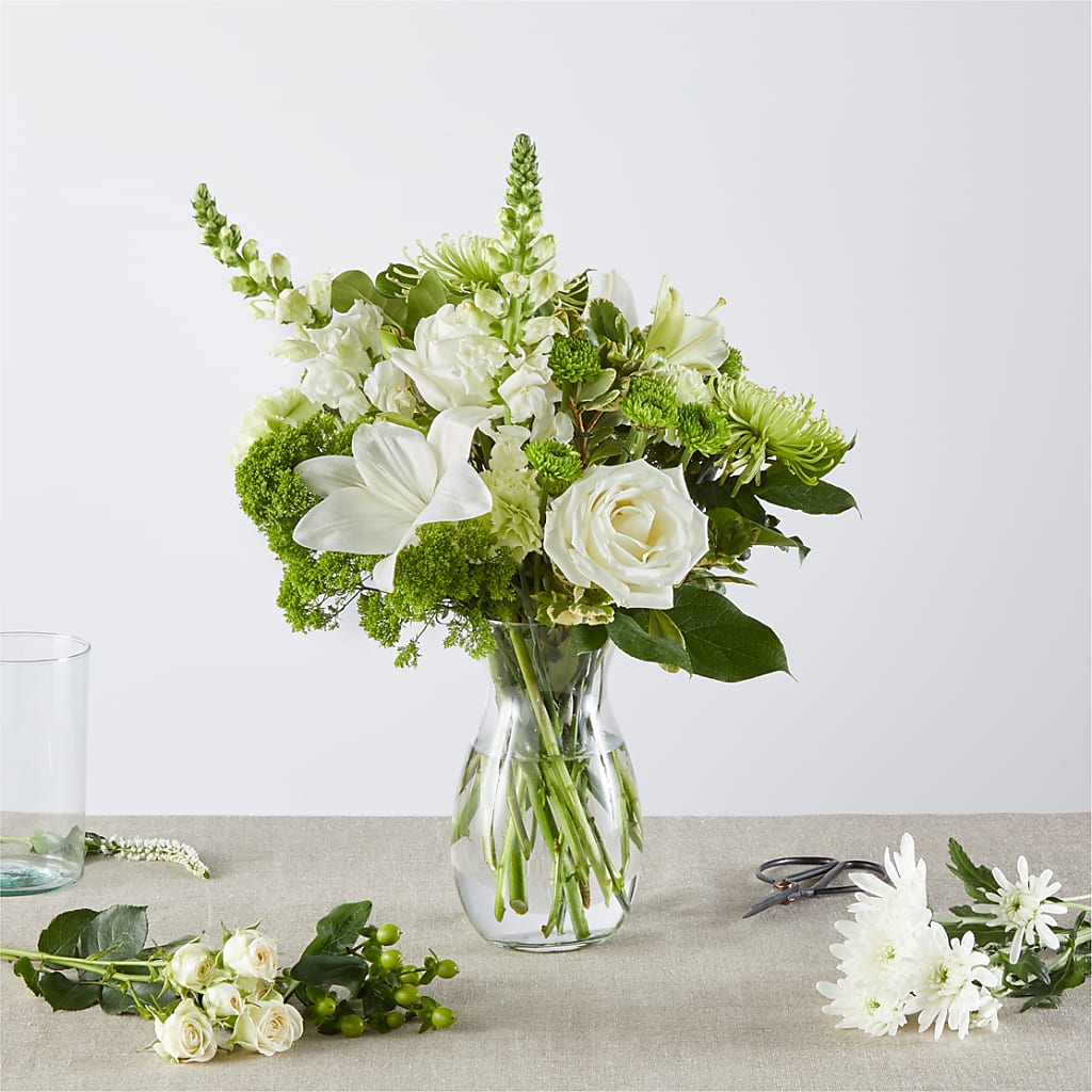 Irish Garden - A Florist Original – KAY'S FLORAL AFFAIR, Monett MO
