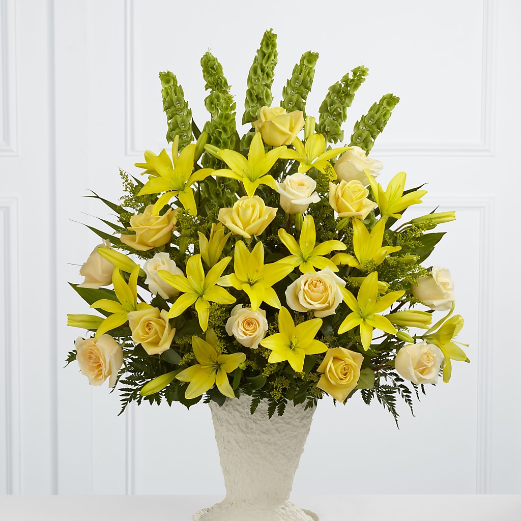 Golden Memories Arrangement – KAY'S FLORAL AFFAIR, Monett MO