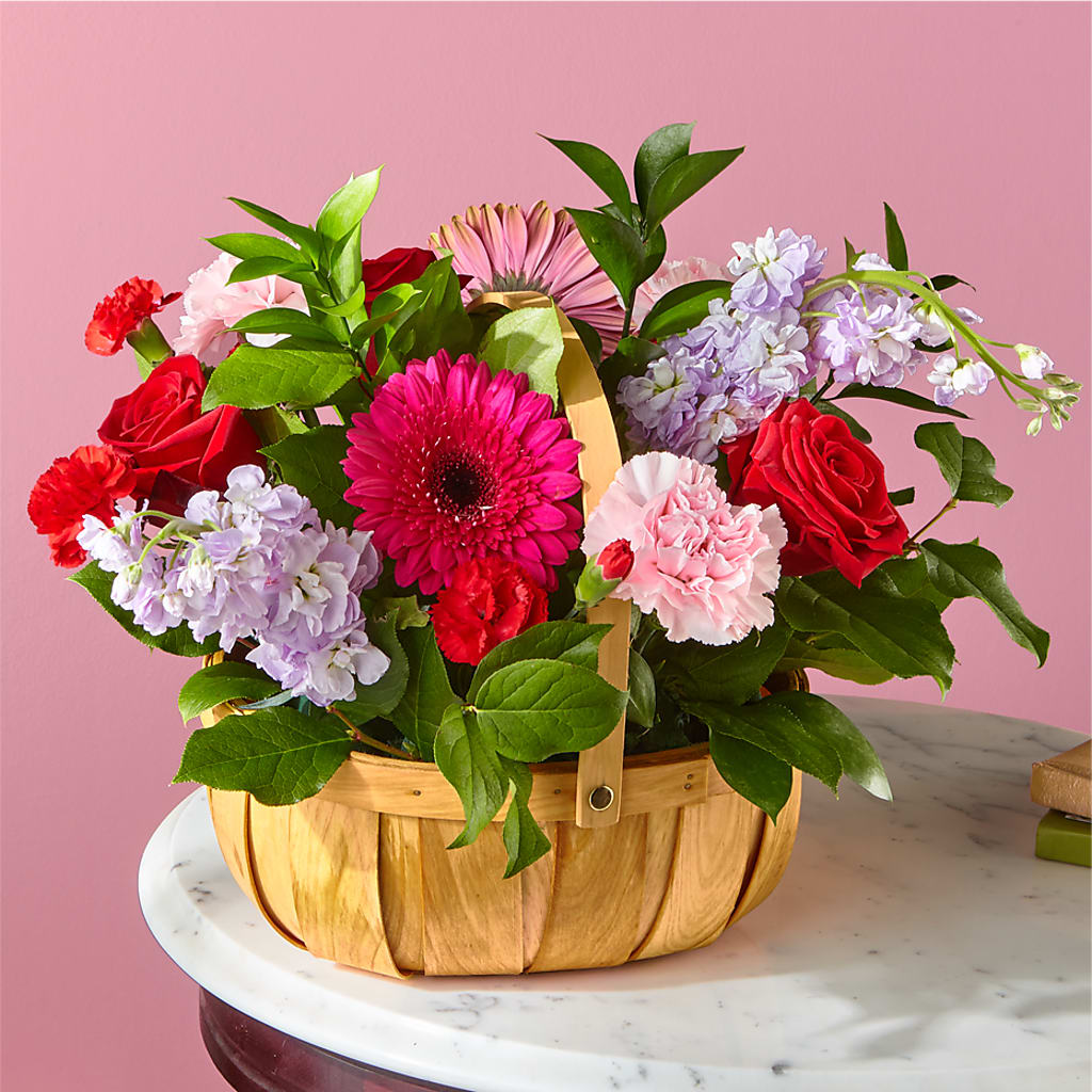Pink Picnic Basket – KAY'S FLORAL AFFAIR, Monett MO