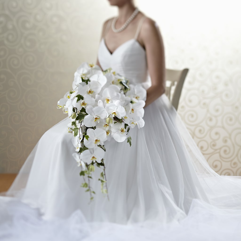Classic White Bouquet – KAY'S FLORAL AFFAIR, Monett MO