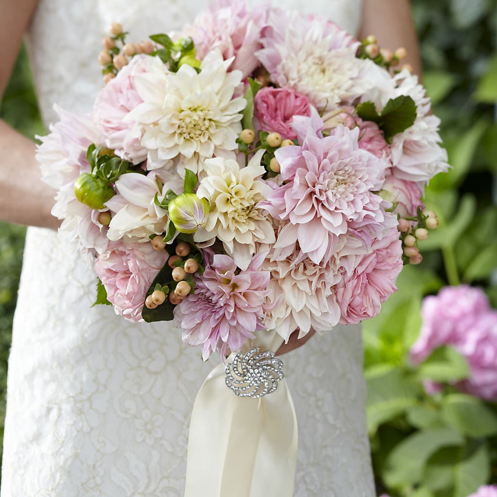 Heart's Promise Bouquet – KAY'S FLORAL AFFAIR, Monett MO