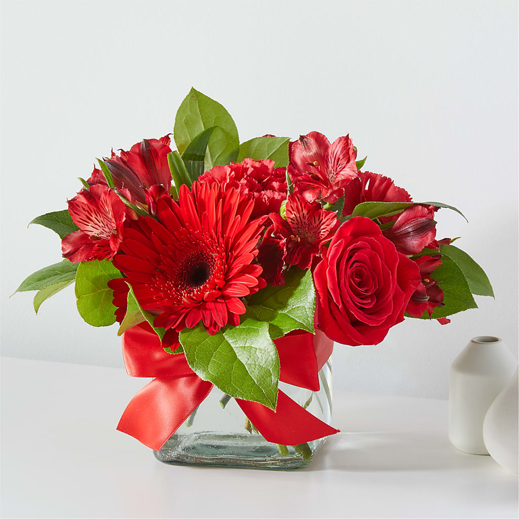 Red Hot Bouquet – KAY'S FLORAL AFFAIR, Monett MO