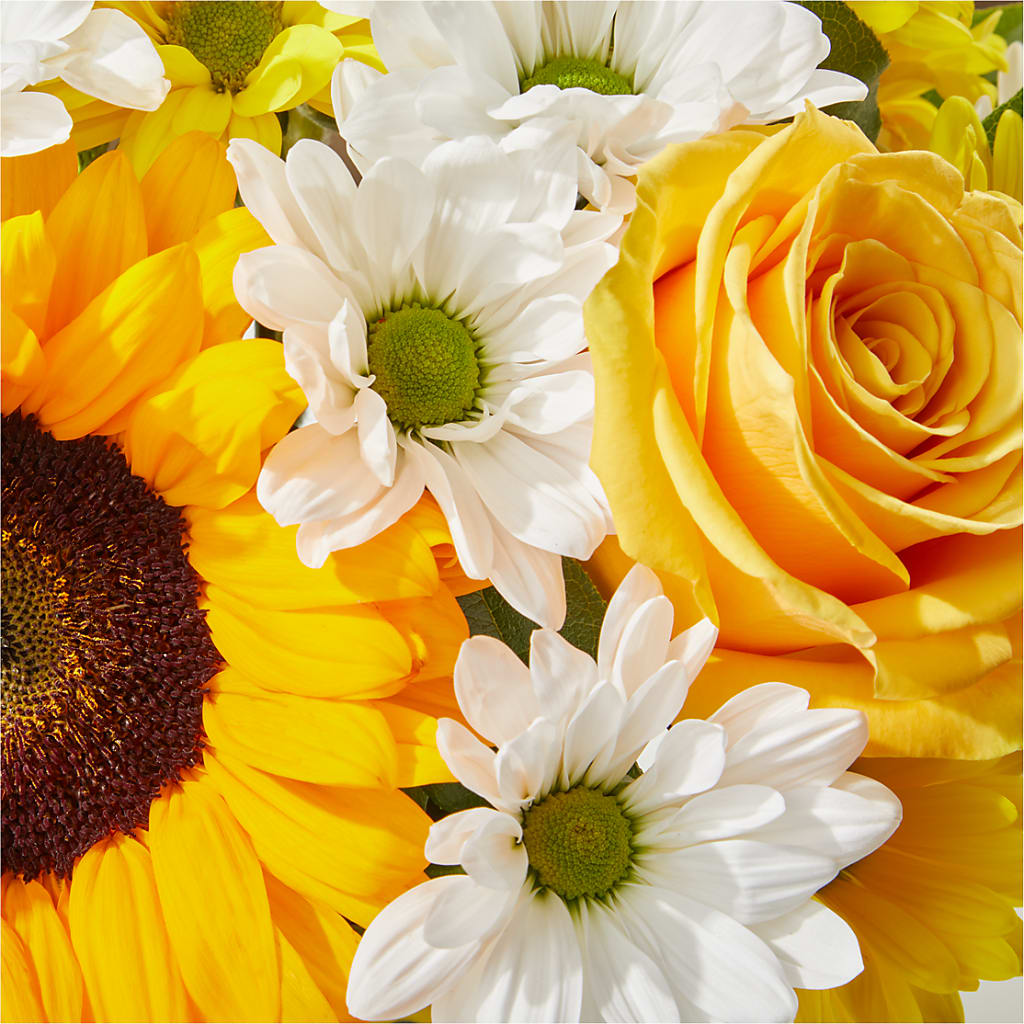Be Happy Bouquet – KAY'S FLORAL AFFAIR, Monett MO