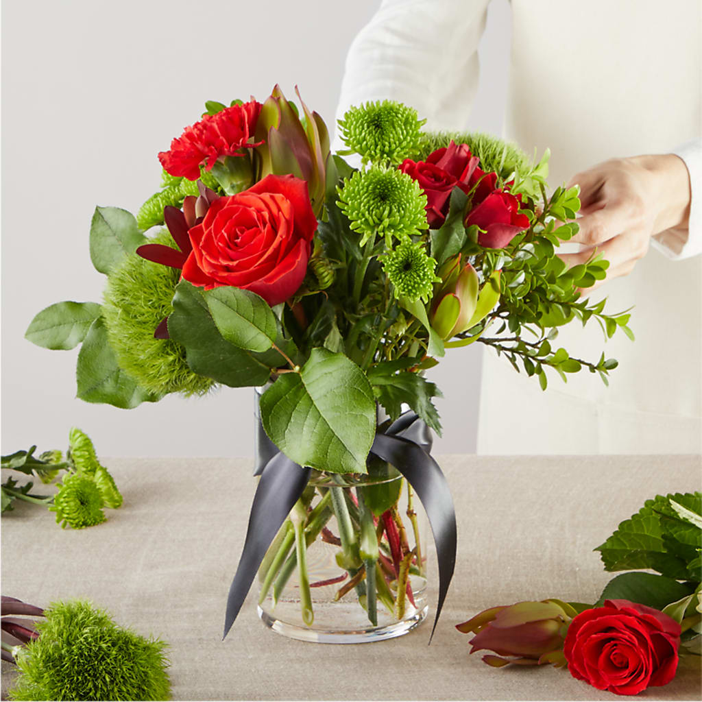 Heritage Kindle – A Florist Original – KAY'S FLORAL AFFAIR, Monett MO