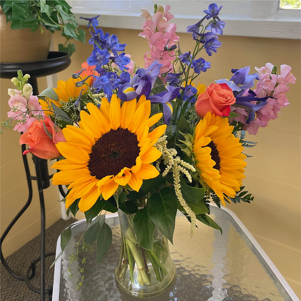 Rays of Life Bouquet – KAY'S FLORAL AFFAIR, Monett MO