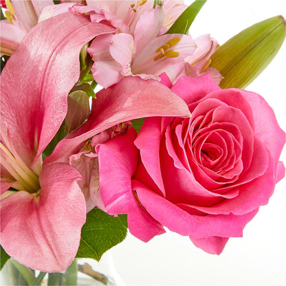 Lots of Love Bouquet – KAY'S FLORAL AFFAIR, Monett MO