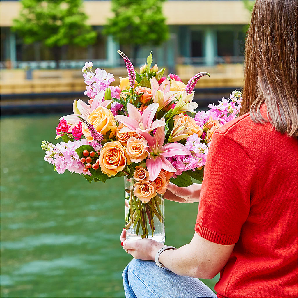Bisous Bouquet – KAY'S FLORAL AFFAIR, Monett MO