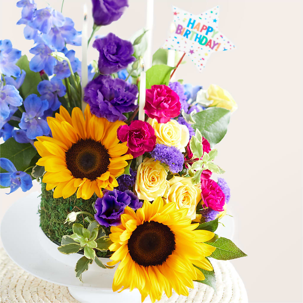 Star of the Day Floral Cake – KAY'S FLORAL AFFAIR, Monett MO